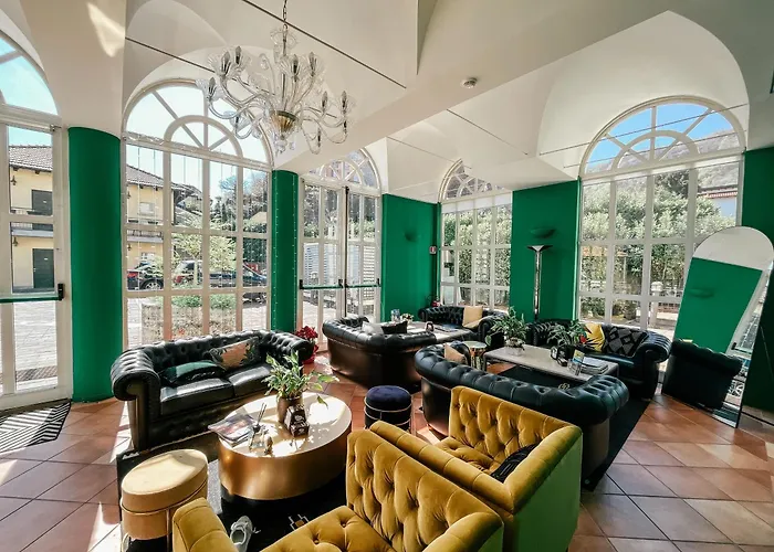 Caroline Hotel