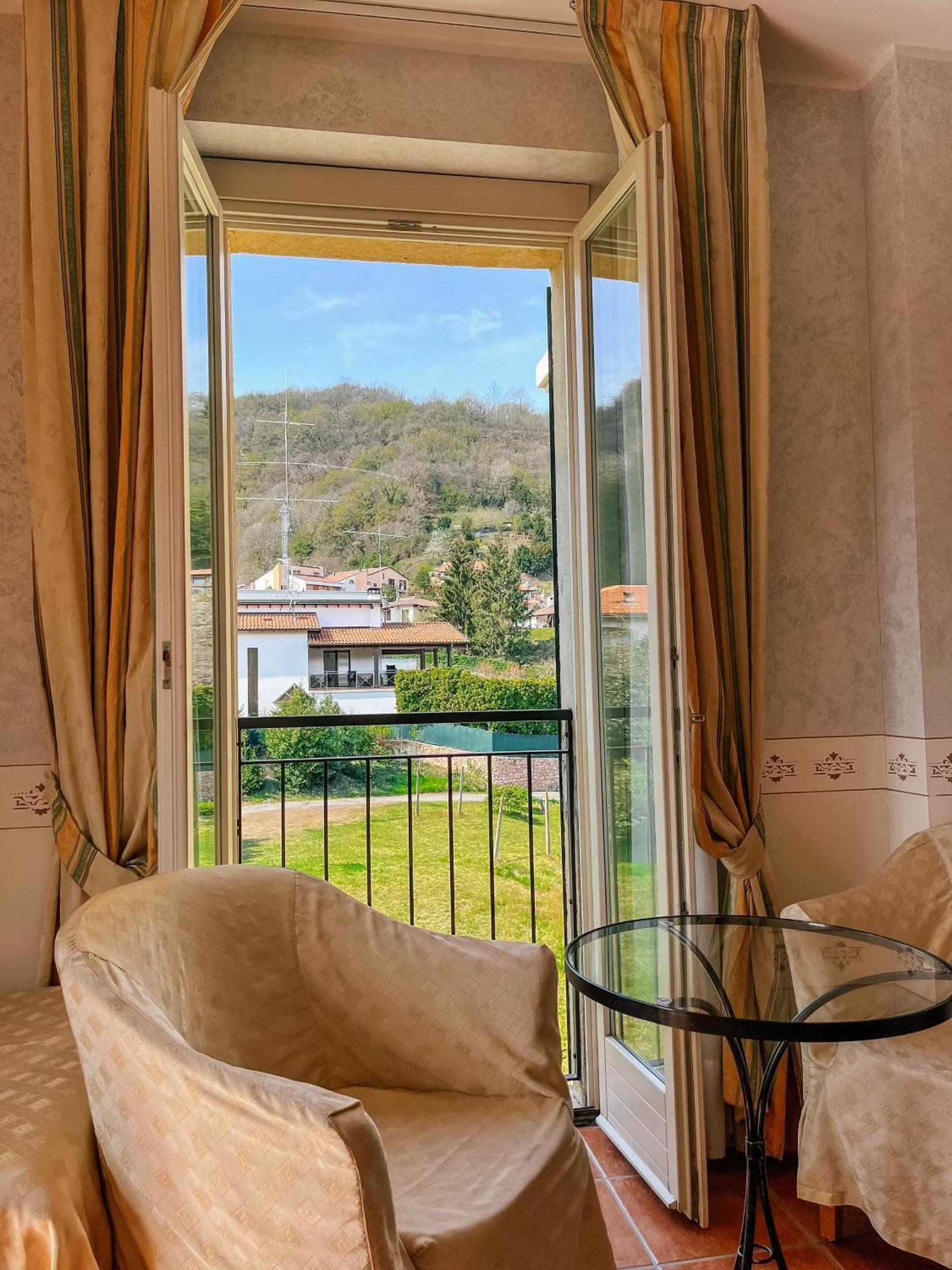 Hotel Caroline